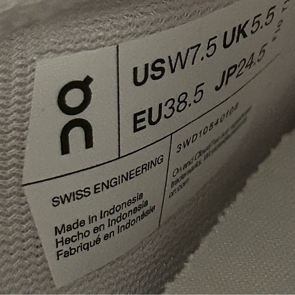 ON CLOUD 5 COAST white running athletic training shoes sneakers women’s 7.5 new - Picture 3 of 8